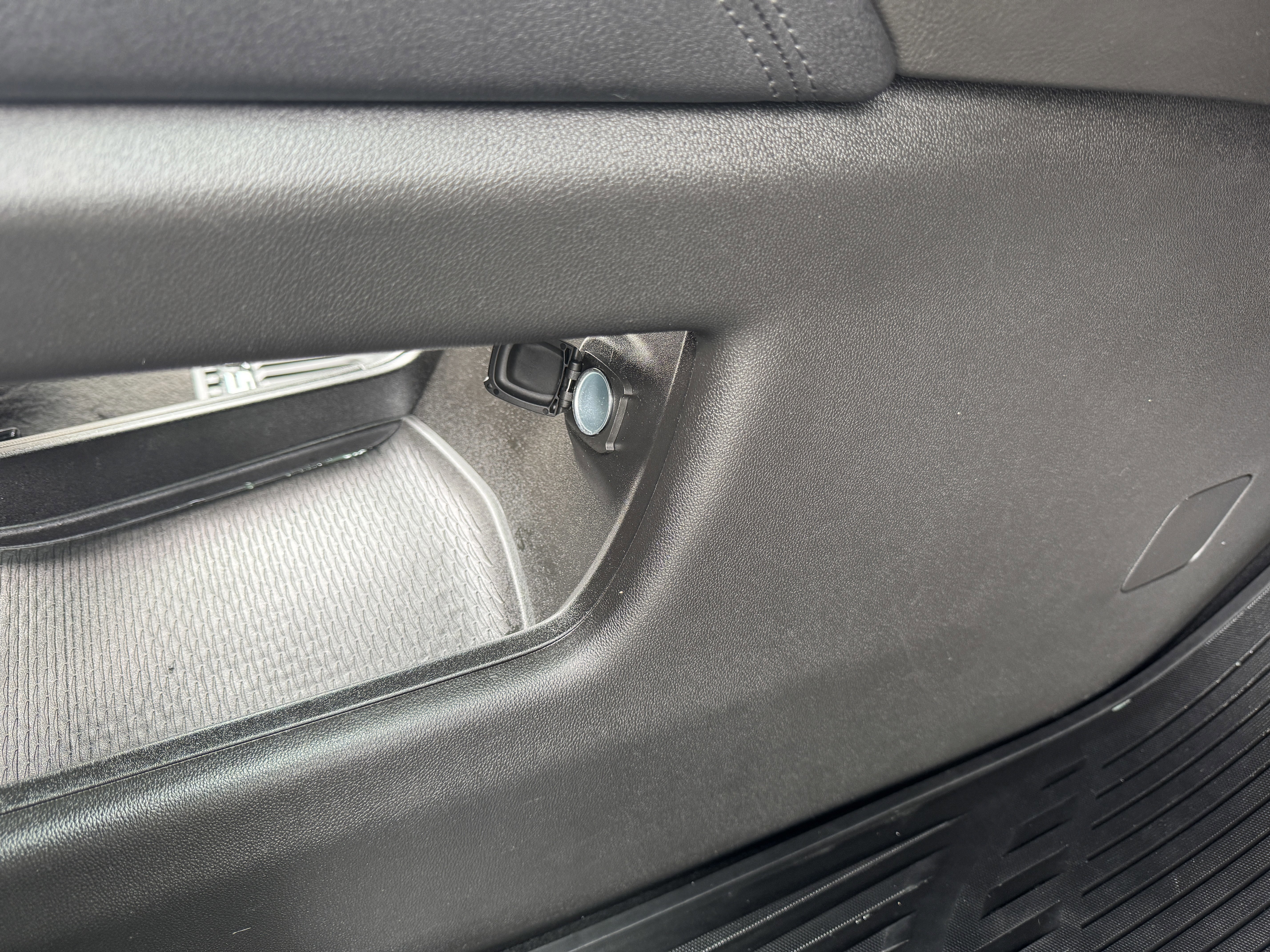 Used 2022 Cadillac XT5 Premium Luxury w/ Technology Package image 13