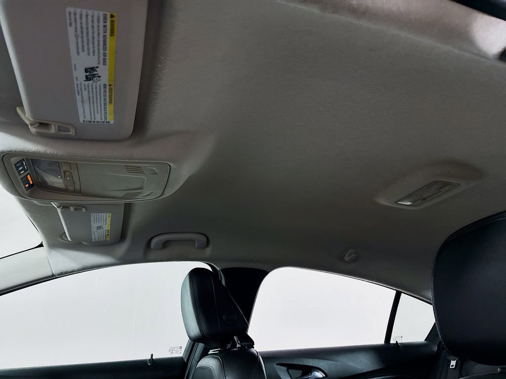 Used 2017 Chevrolet Cruze Premier FWD image 30