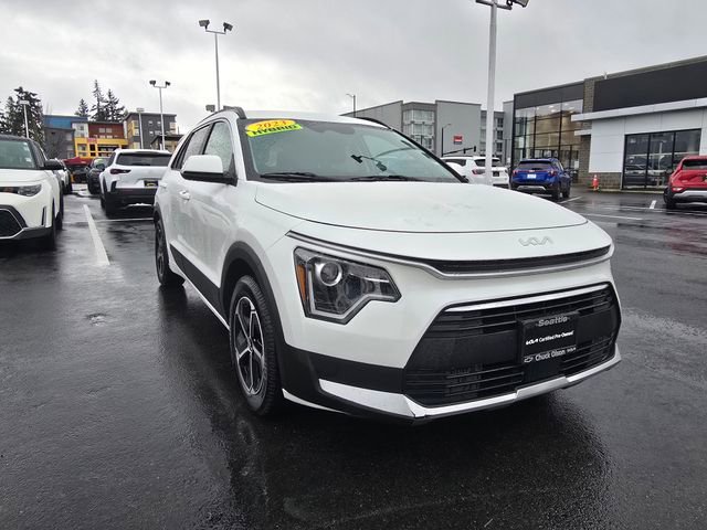 Certified 2023 Kia Niro EX image 8