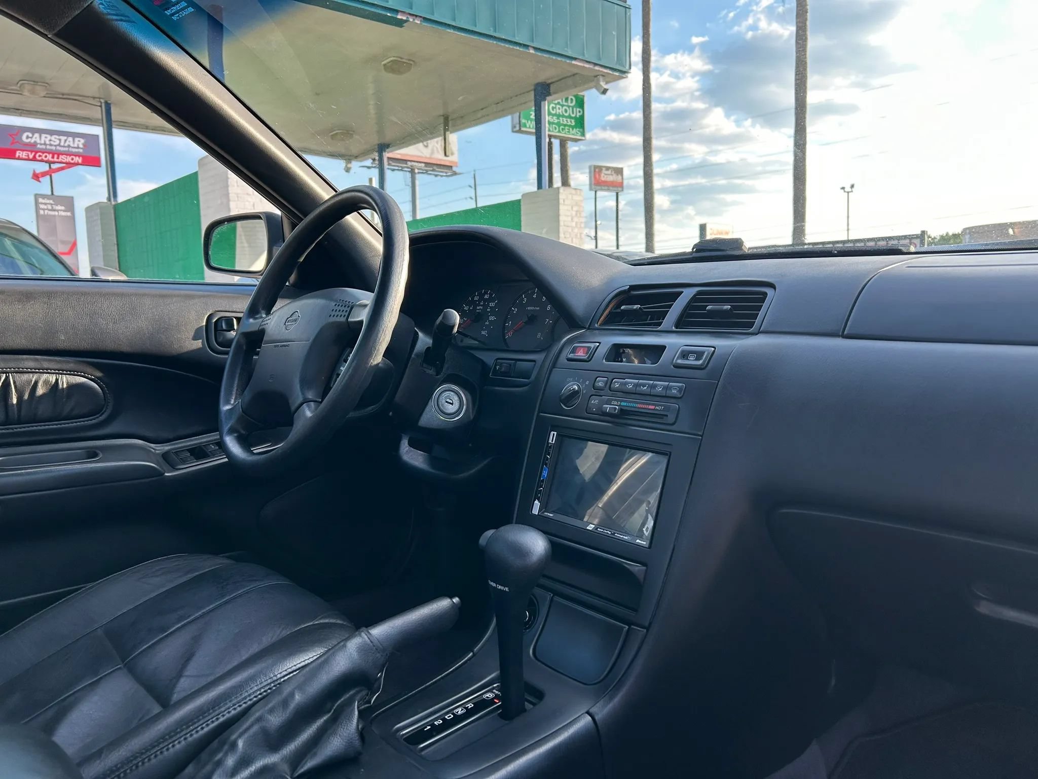 Used 1999 Nissan Maxima SE FWD image 15