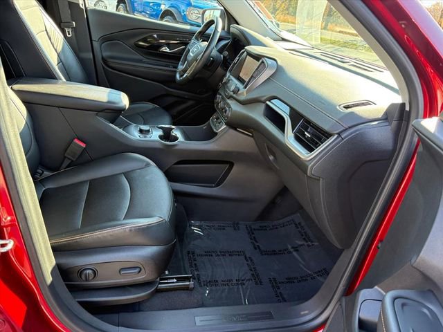 Used 2022 GMC Terrain AT4 w/ Infotainment Package II image 16