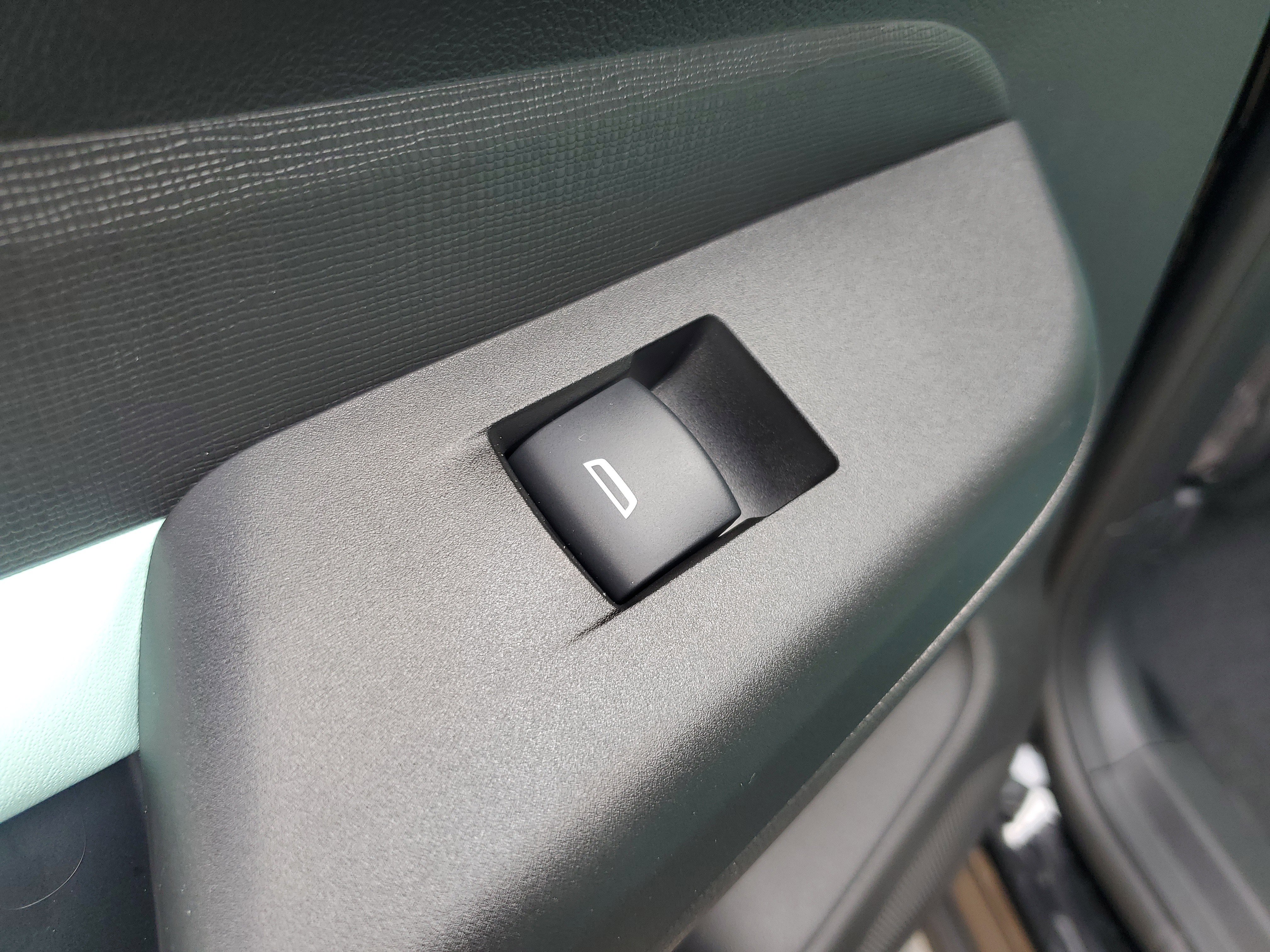 New 2025 Buick Envista Preferred image 12