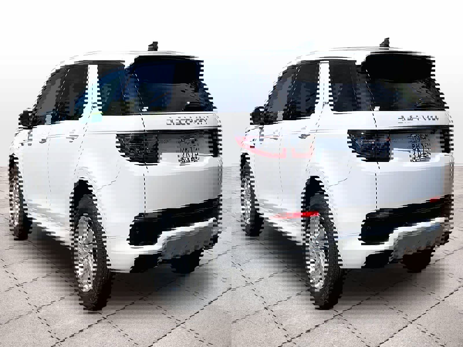 Used 2025 Land Rover Discovery Sport S image 13