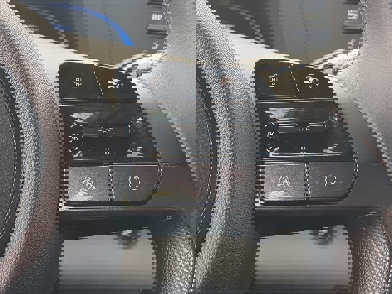 New 2025 Hyundai Elantra Sport image 23