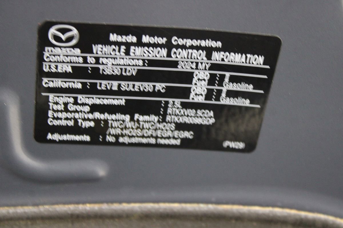 Used 2024 MAZDA MAZDA3 s AWD/4WD image 36