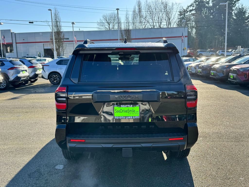 New 2025 Toyota 4Runner SR5 AWD/4WD image 4