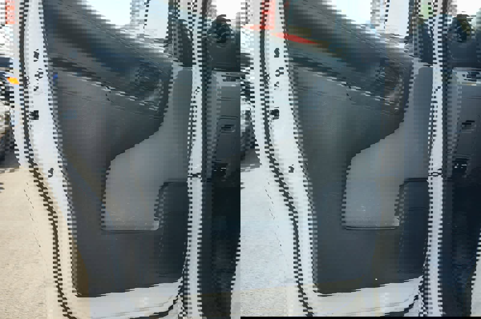 Used 2018 Nissan NV200 S w/ Cruise Control Package image 16