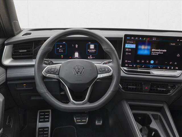 New 2026 Volkswagen Tiguan SE R-Line FWD video 4