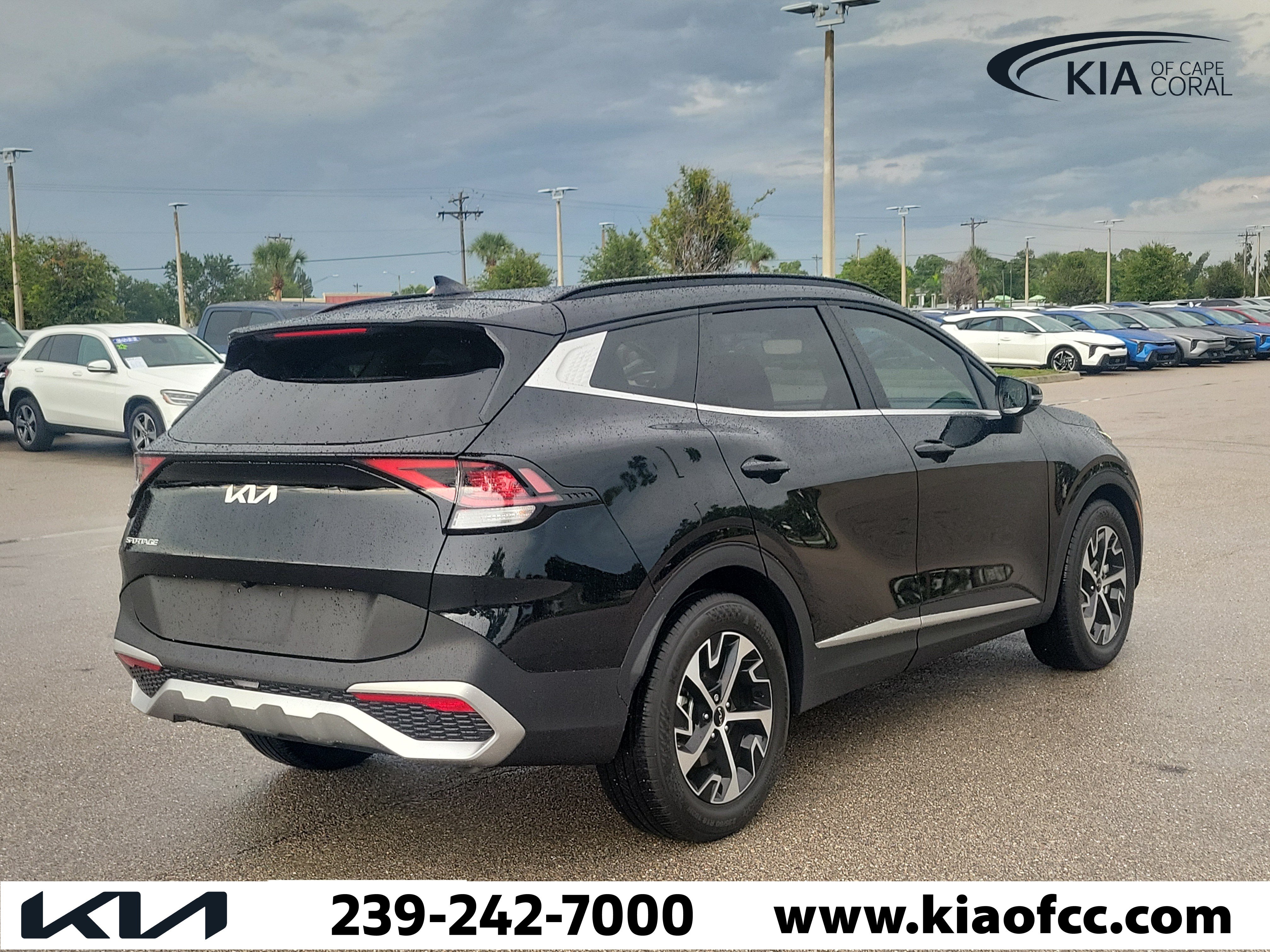Certified 2025 Kia Sportage EX w/ Premium Package FWD image 6