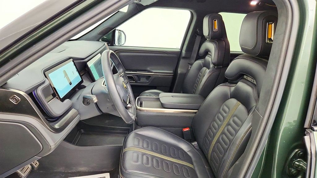 Used 2024 Rivian R1S Adventure AWD/4WD image 21