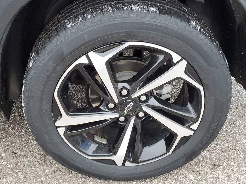 Certified 2021 Chevrolet TrailBlazer RS w/ Sun and Liftgate Package image 42