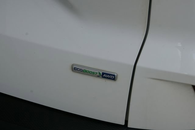 Used 2020 Ford Escape SEL image 9