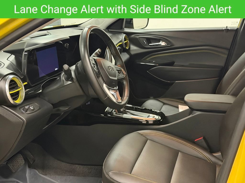 Used 2025 Chevrolet Trax ACTIV w/ Driver Confidence Package FWD image 23