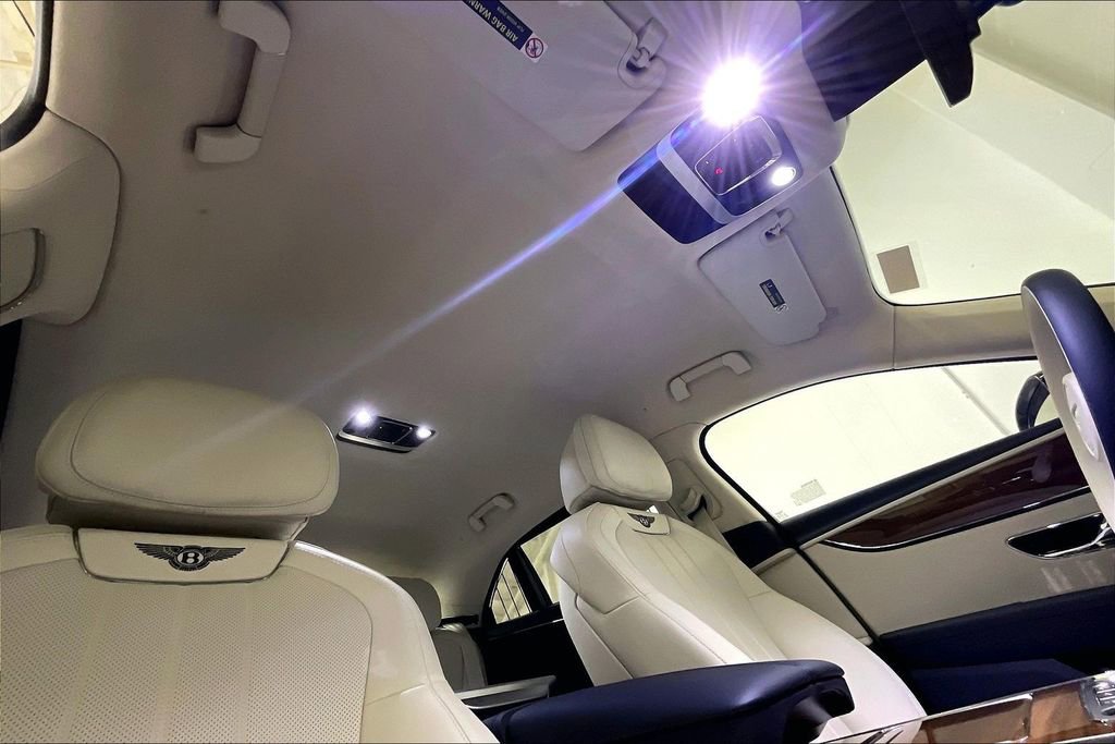 New 2026 Bentley Flying Spur Plug-In Hybrid image 20