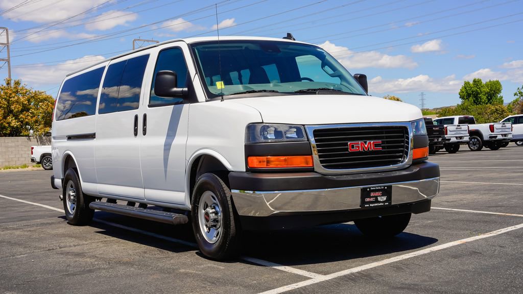 New 2026 GMC Savana 3500 LT w/ LT Preferred Equipment Group RWD image 5