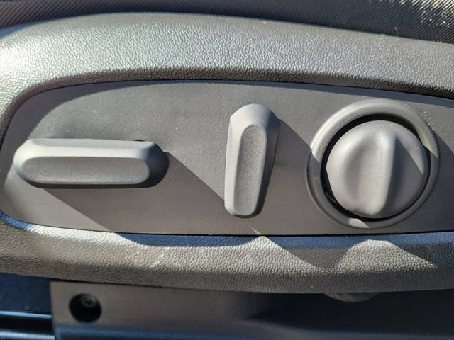 New 2027 Chevrolet Bolt LT w/ Comfort Package FWD image 19