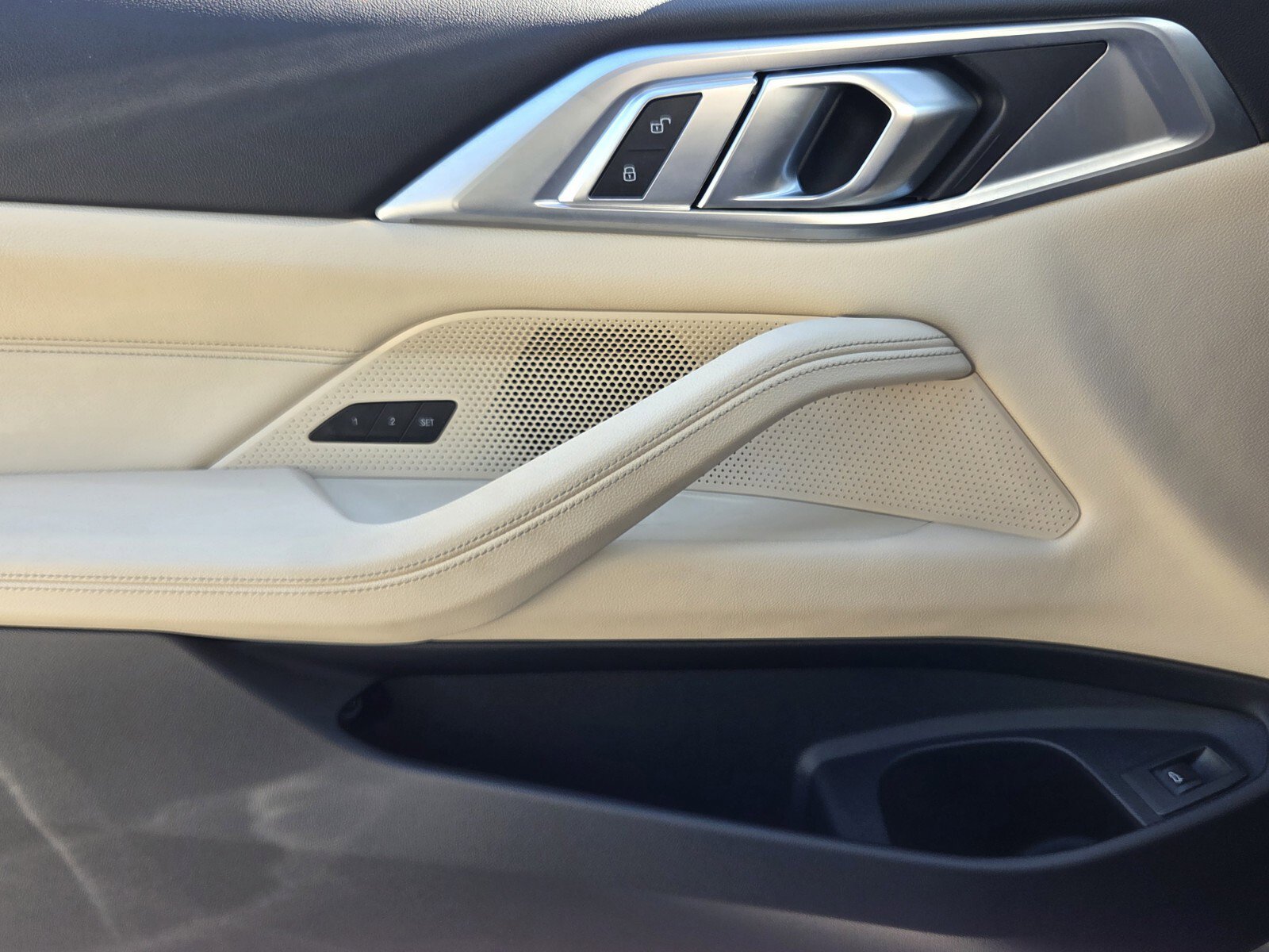 New 2026 BMW 430i Coupe w/ Parking Assistance Package image 20