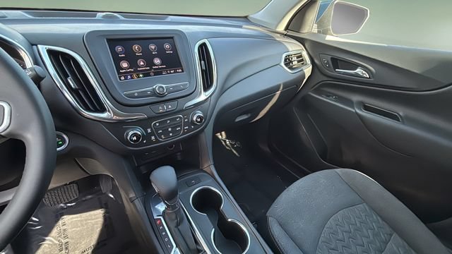 Used 2024 Chevrolet Equinox LT FWD image 24