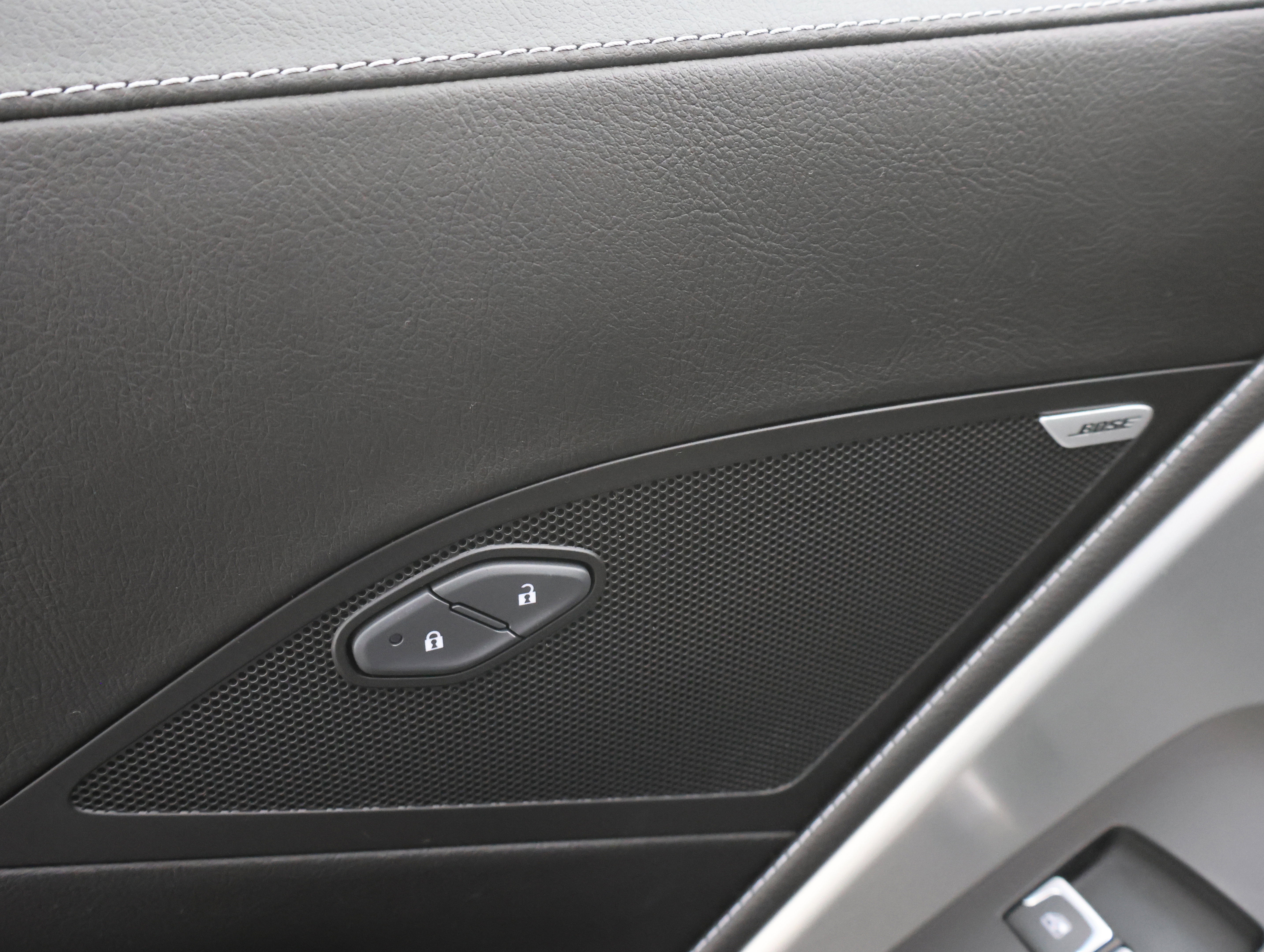 Used 2014 Chevrolet Corvette Stingray Coupe image 32