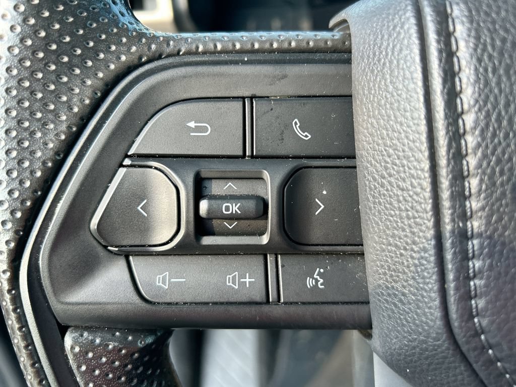 Used 2025 Toyota Tacoma SR RWD image 16