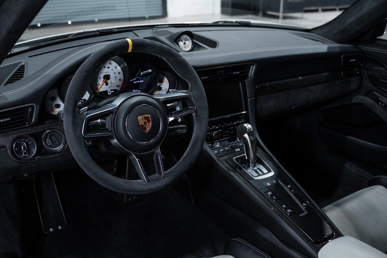 Used 2016 Porsche 911 GT3 RS RWD image 47