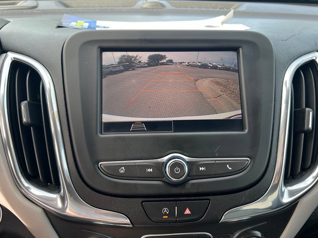 Used 2022 Chevrolet Equinox LS w/ LS Convenience Package FWD image 32