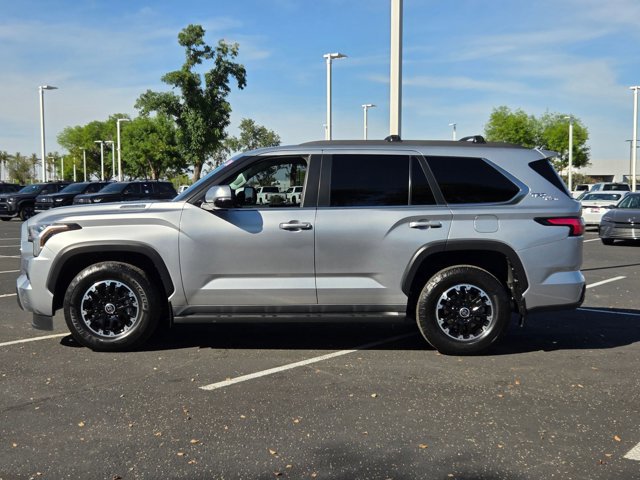 Used 2024 Toyota Sequoia SR5 w/ SR5 Premium Package image 9