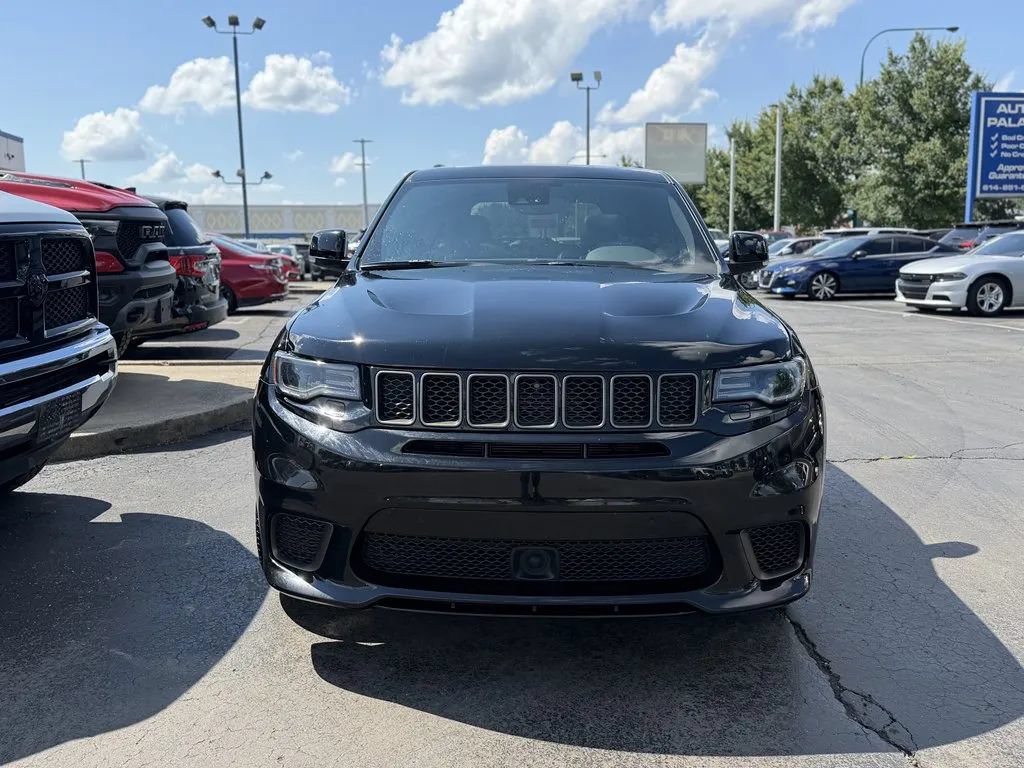 Used 2018 Jeep Grand Cherokee Trackhawk AWD/4WD image 2