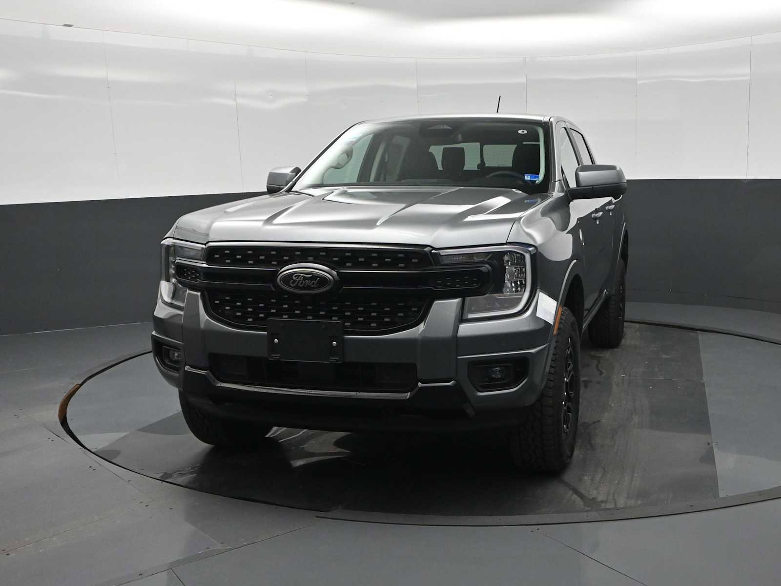 New 2026 Ford Ranger Lariat w/ Black Appearance Package image 5