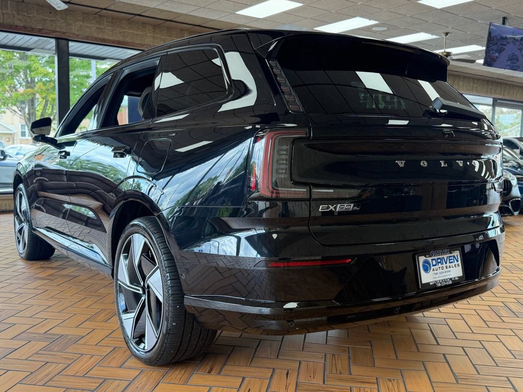Used 2025 Volvo EX90 Plus AWD/4WD image 6