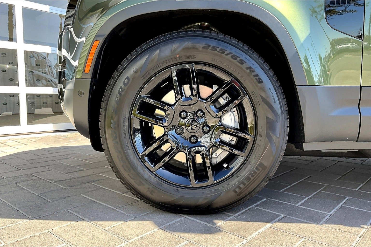 New 2026 Land Rover Defender 110 S image 12