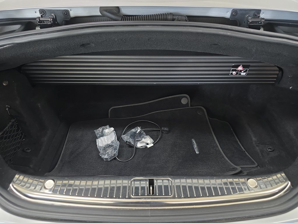 Used 2017 Mercedes-Benz S 550 Cabriolet image 30