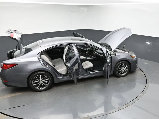 Used 2016 Lexus ES 350 w/ Luxury Package w/Wood Trim FWD image 47