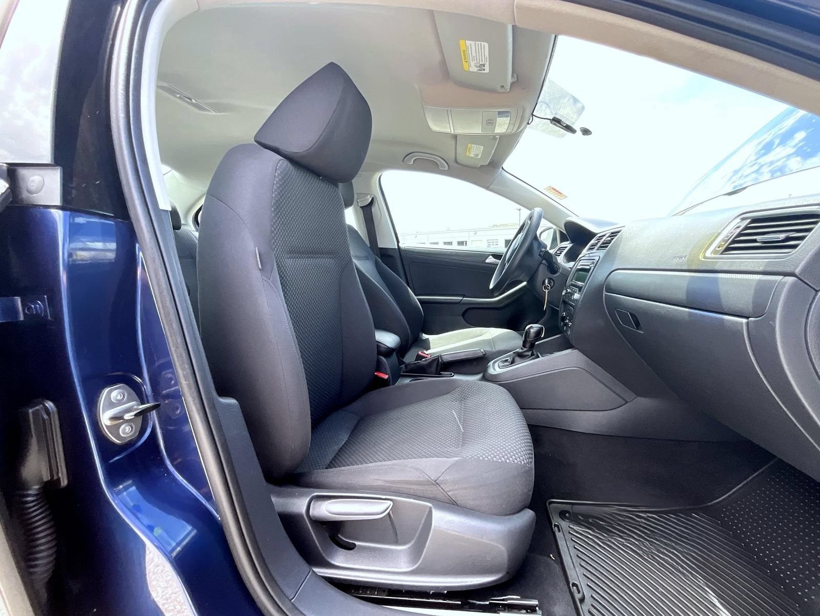 Used 2014 Volkswagen Jetta S FWD image 17