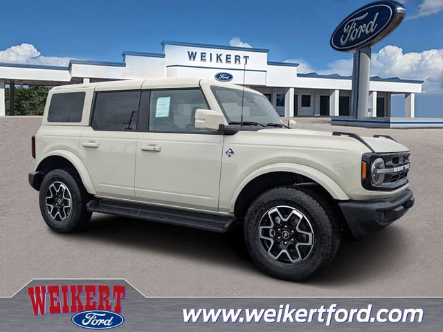 New 2025 Ford Bronco Outer Banks AWD/4WD image 1