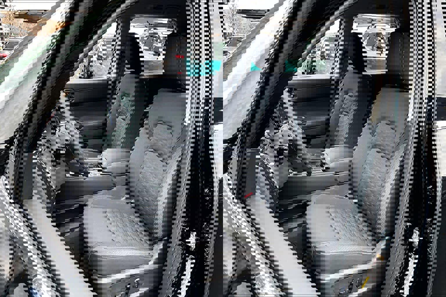 New 2026 Nissan Pathfinder SV image 9