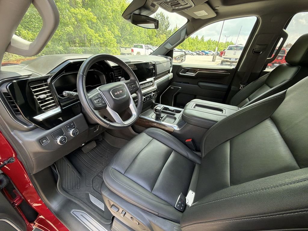 Used 2022 GMC Sierra 1500 Elevation w/ Elevation Premium Package RWD image 10