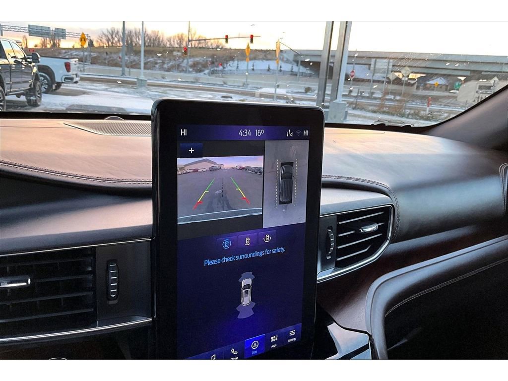 Used 2022 Ford Explorer King Ranch image 14