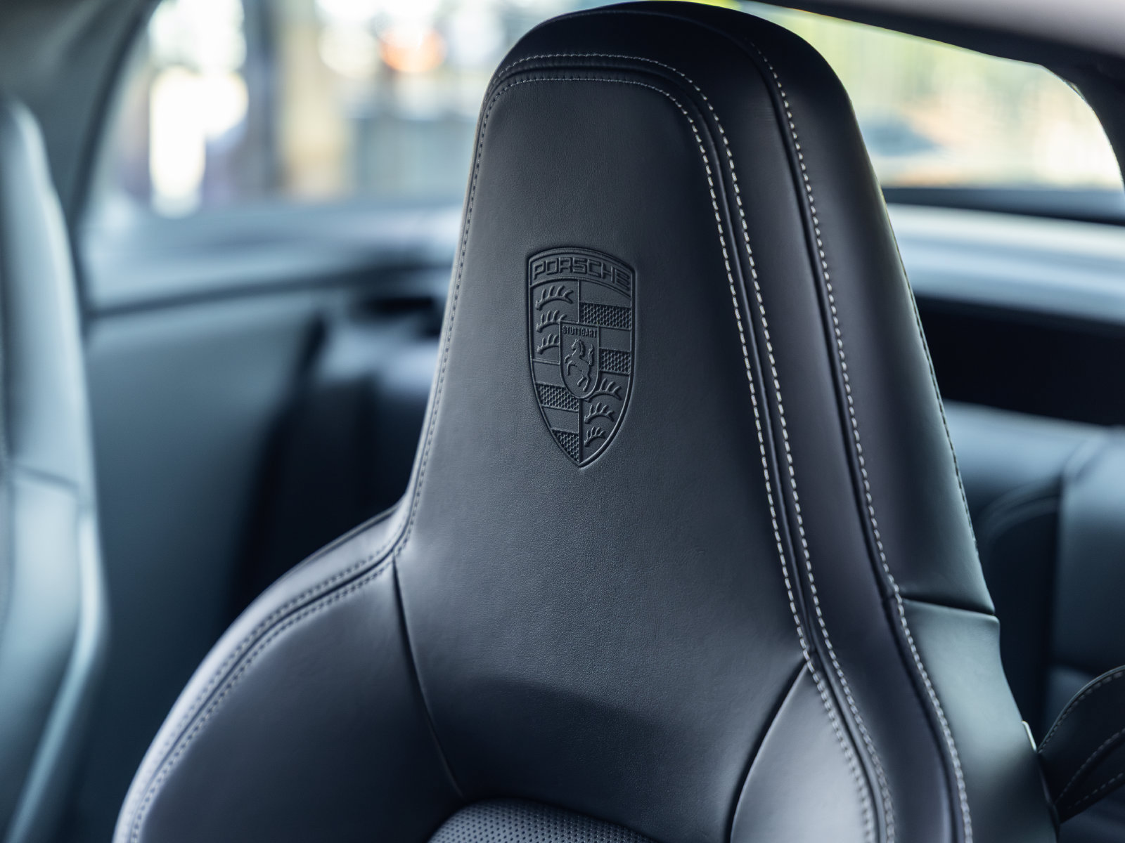 Certified 2026 Porsche 911 Targa 4 GTS AWD/4WD image 38