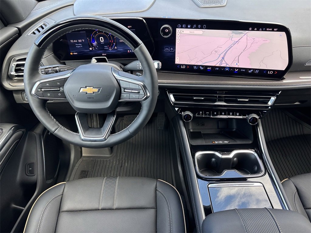 New 2026 Chevrolet Traverse High Country w/ LPO, Floor Liner Package image 3