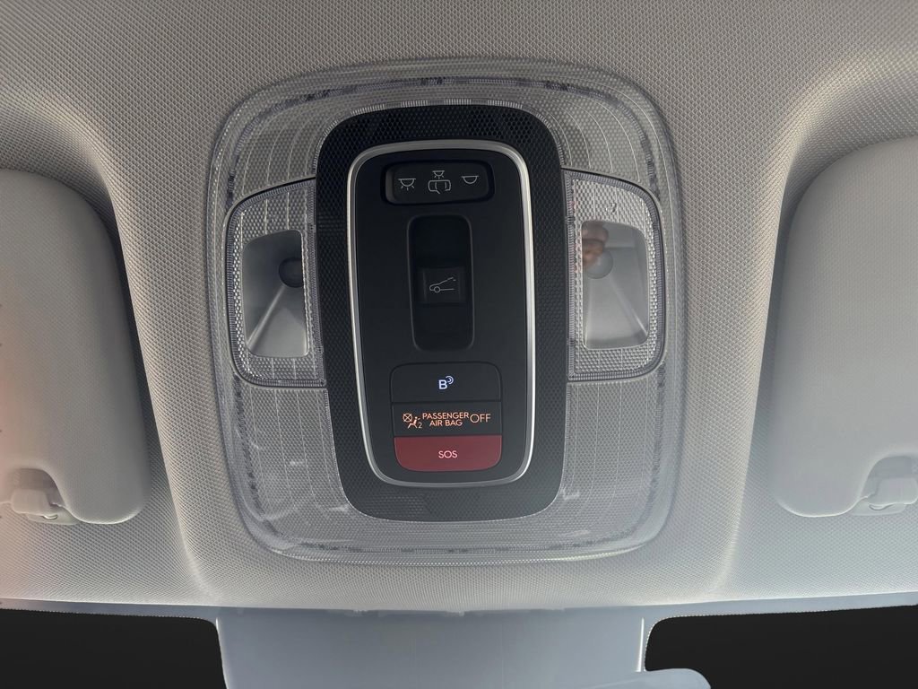 Used 2024 Hyundai Kona Limited image 26