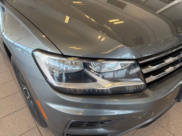 Used 2021 Volkswagen Tiguan SE image 9