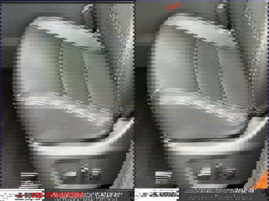 Used 2022 Nissan Sentra SR w/ SR Premium Package image 18