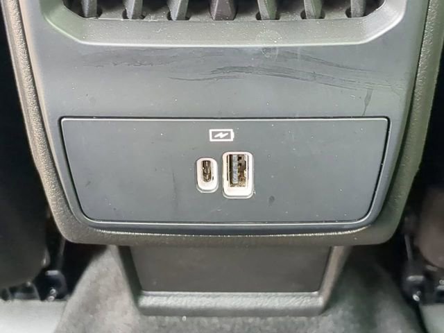 Used 2024 Dodge Hornet R/T Plus w/ Tech Pack Plus w/o Parking AWD/4WD image 17