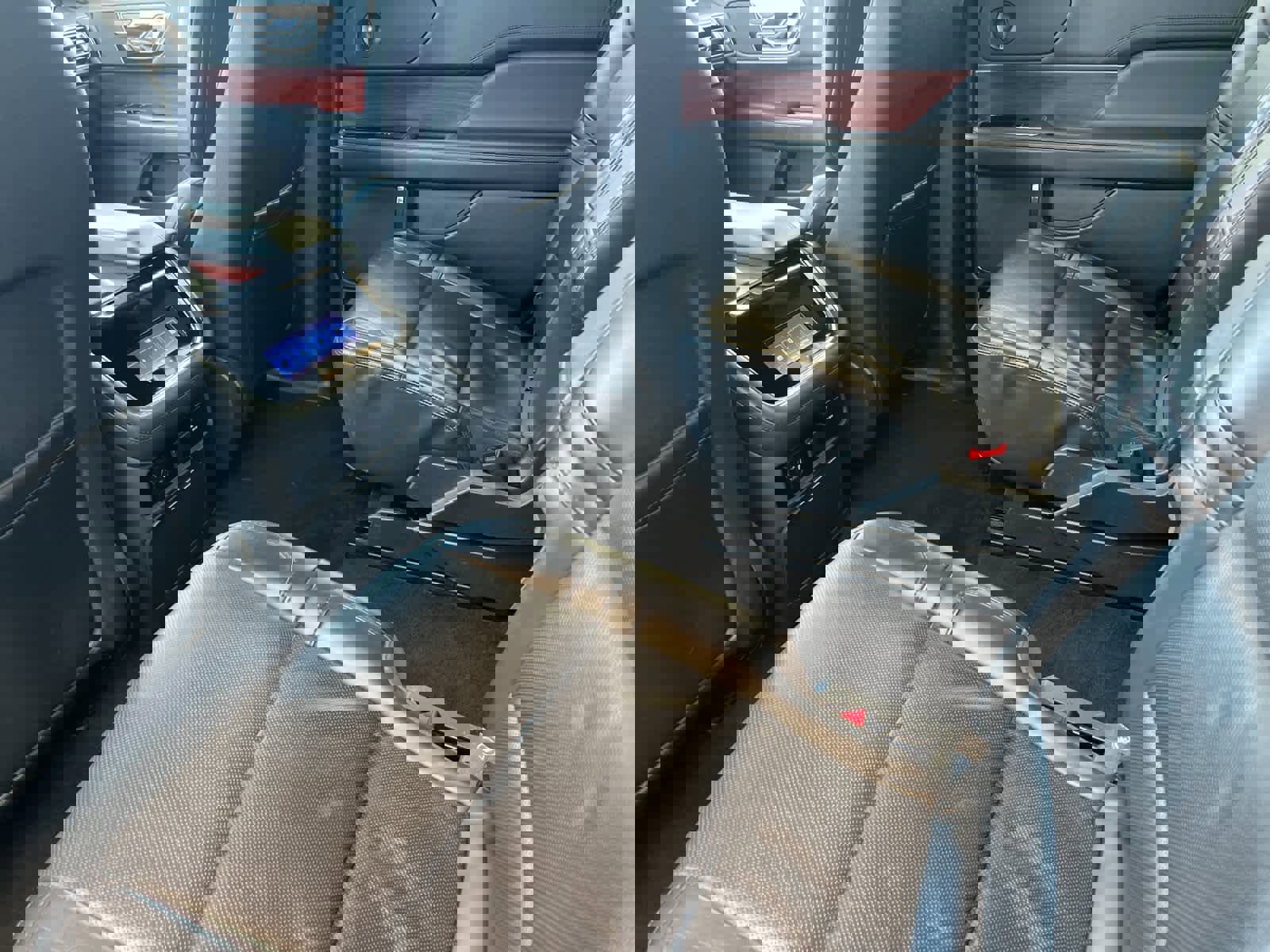 Used 2023 Lincoln Navigator Reserve image 4