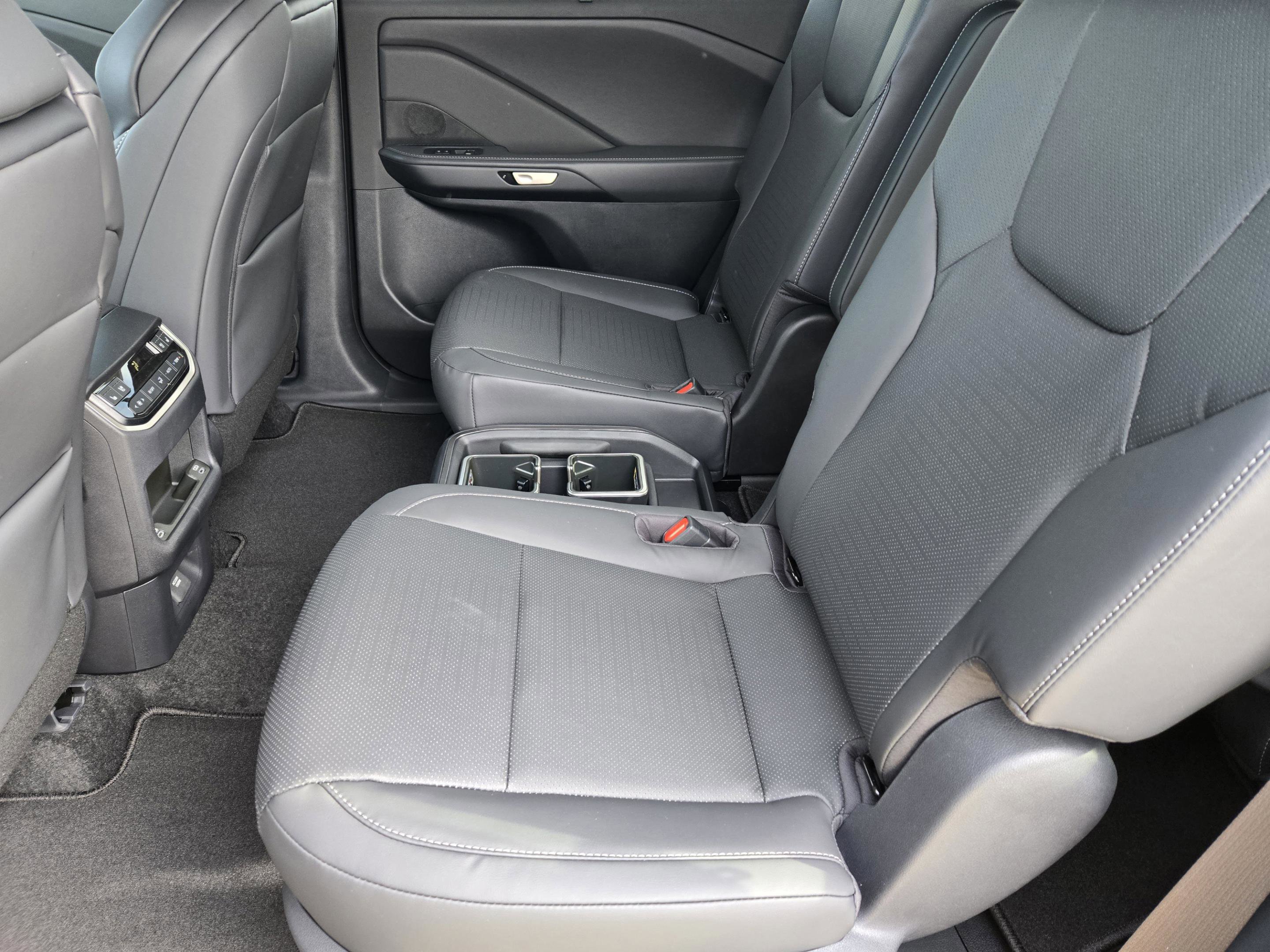 New 2026 Lexus TX 500h AWD image 19