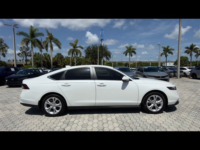 Certified 2025 Honda Accord LX image 13
