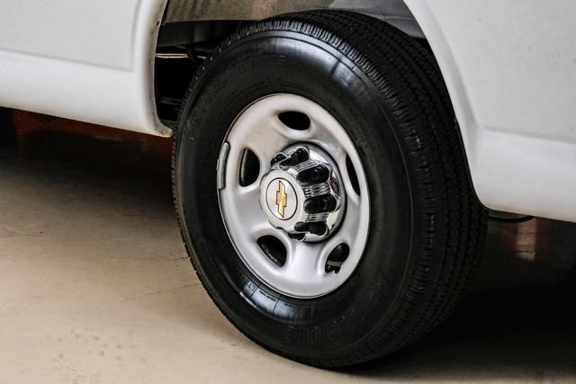 Used 2025 Chevrolet Express 3500 LT w/ LT Preferred Equipment Group RWD image 51