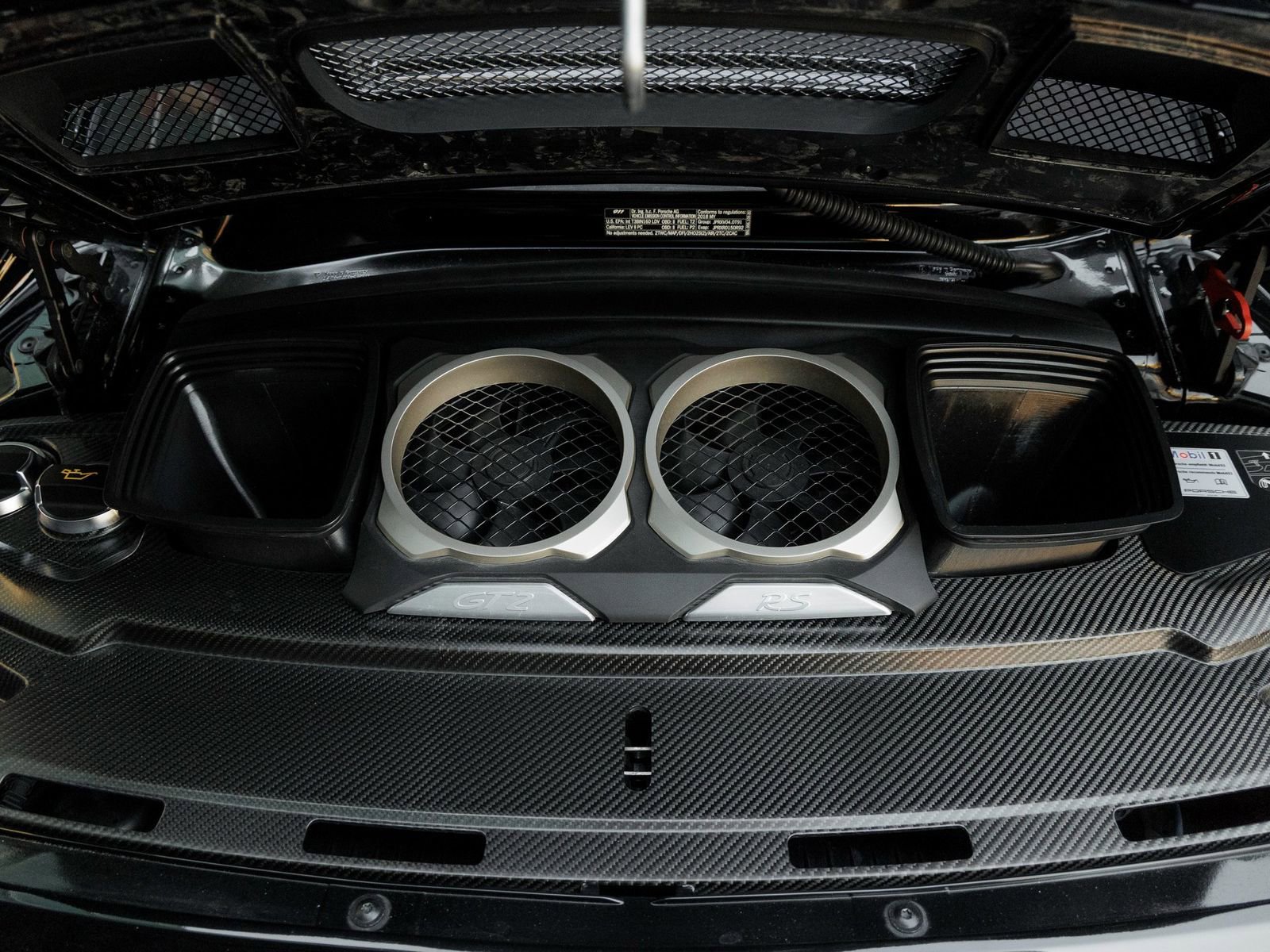 Used 2018 Porsche 911 GT2 RS image 31