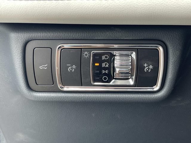 New 2026 Lincoln Aviator AWD image 32